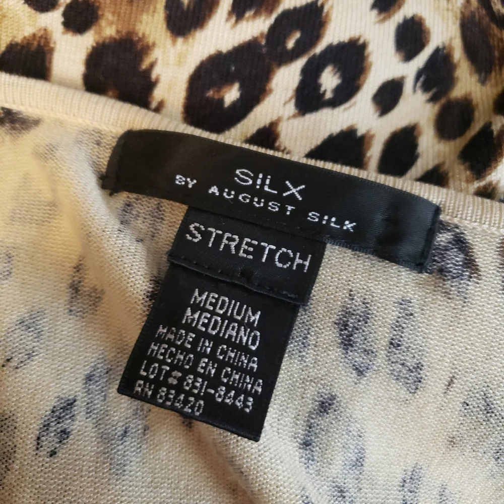 Silk Blend Womens Medium Knit Top Leopard Animal Print 3/4 Sleeve Lace Up Detail - Picture 7 of 7